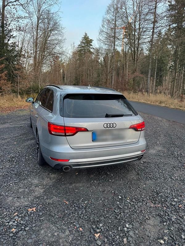 Gebraucht Audi A4 190 PS (139 kW) 2017 Silber Kombi