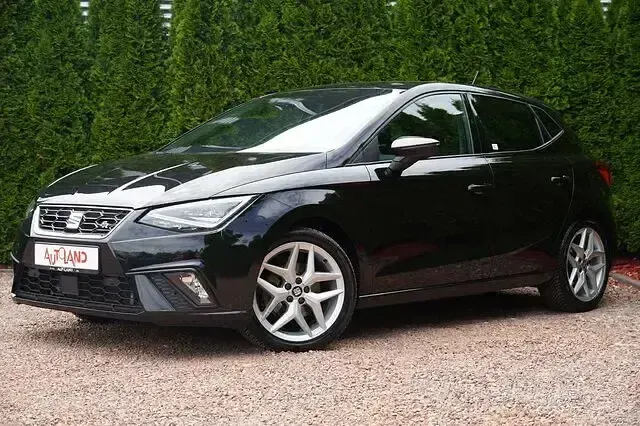 Gebraucht Seat Ibiza FR 110 PS (80 kW) 2021 Mitternachtsschwarz Kleinwagen