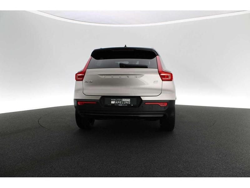 Gebraucht Volvo XC40 Core 169 kW (231 PS) 2022 Beige SUV