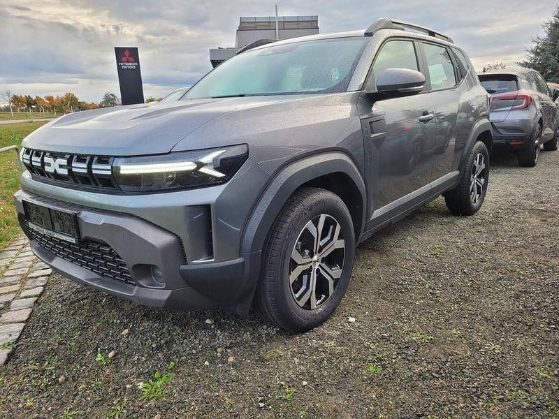 Grau Neu 2025 Dacia Duster Expression SUV | 26.990 € (Guter Preis) - Bild 1/4