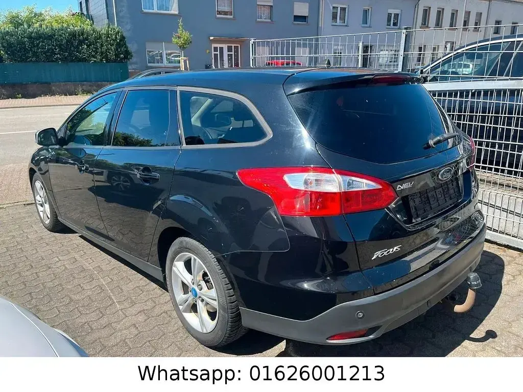 Używany Ford Focus SYNC Edition 125 KM (91 kW) 2014 Czarny Sedan/Limuzyna