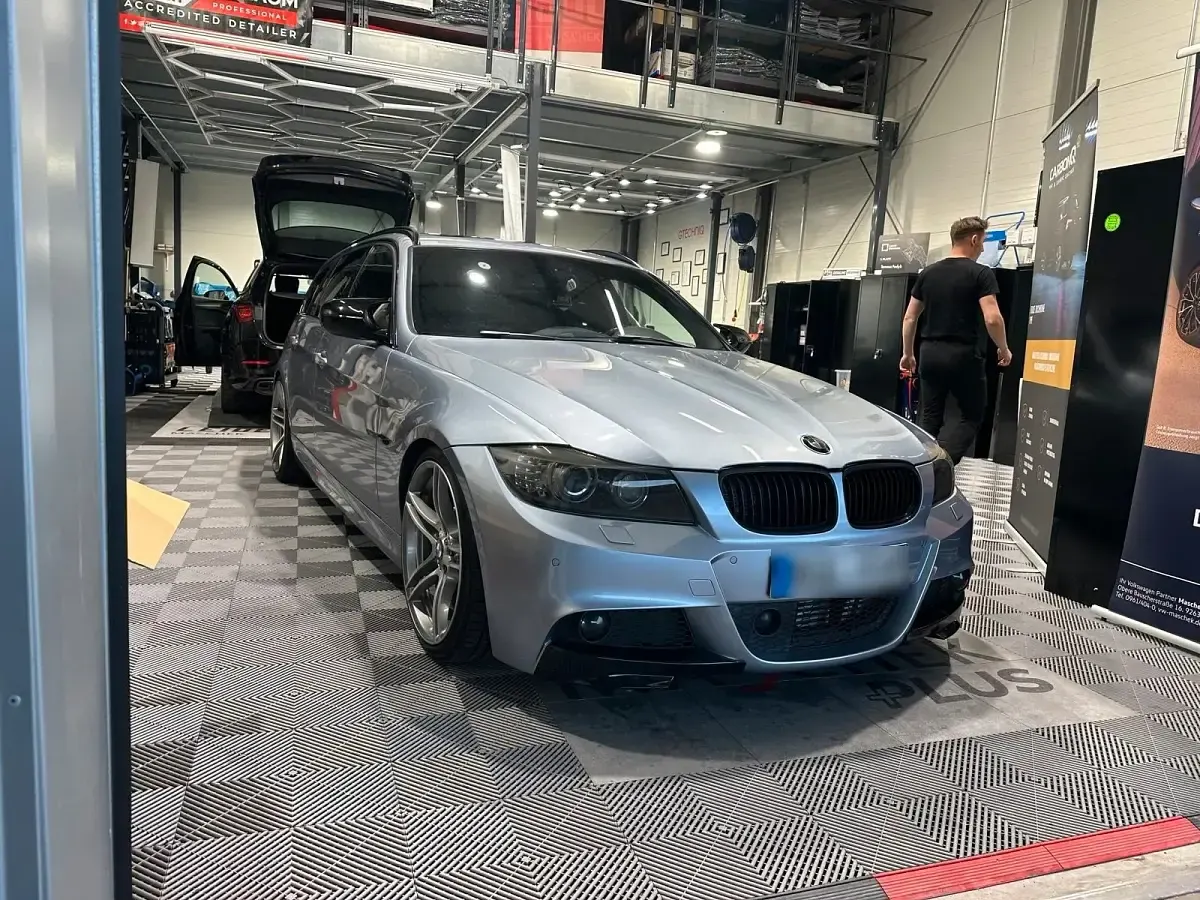 Gebraucht BMW 325 M Sport 204 PS (150 kW) 2011 Andere farben Kombi