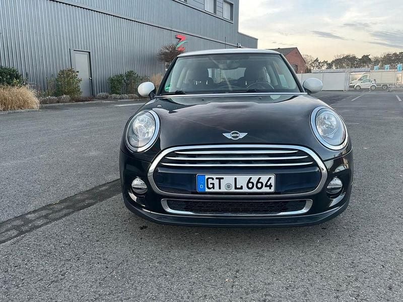 Gebraucht Mini Cooper 136 PS (100 kW) 2016 Schwarz Kleinwagen