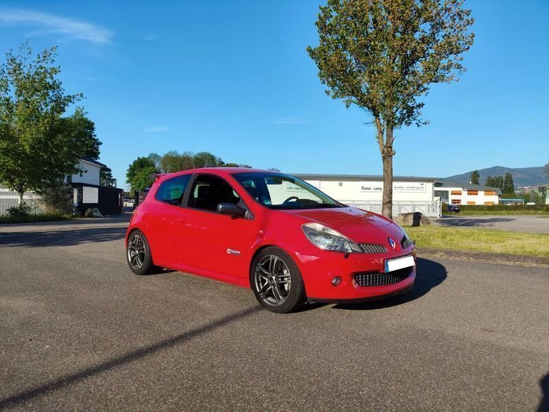 Rot Gebraucht 2007 Renault Clio R.S. R.S. Kleinwagen | 8.999 € (Fairer Preis) - Bild 1/4