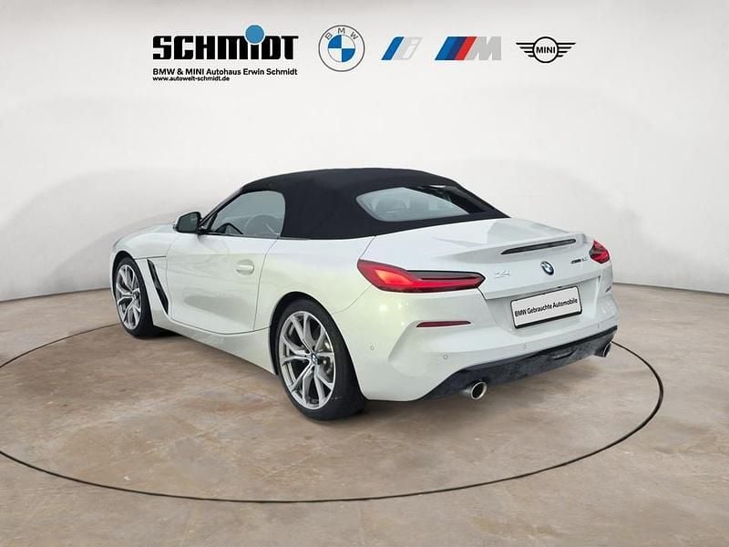 Gebraucht BMW Z4 Sport Line 197 PS (144 kW) 2021 Mineralweiß Cabrio