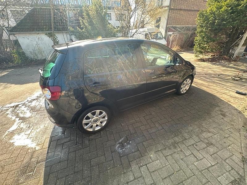 Gebraucht VW Golf V 140 PS (102 kW) 2005 Schwarz Kleinwagen