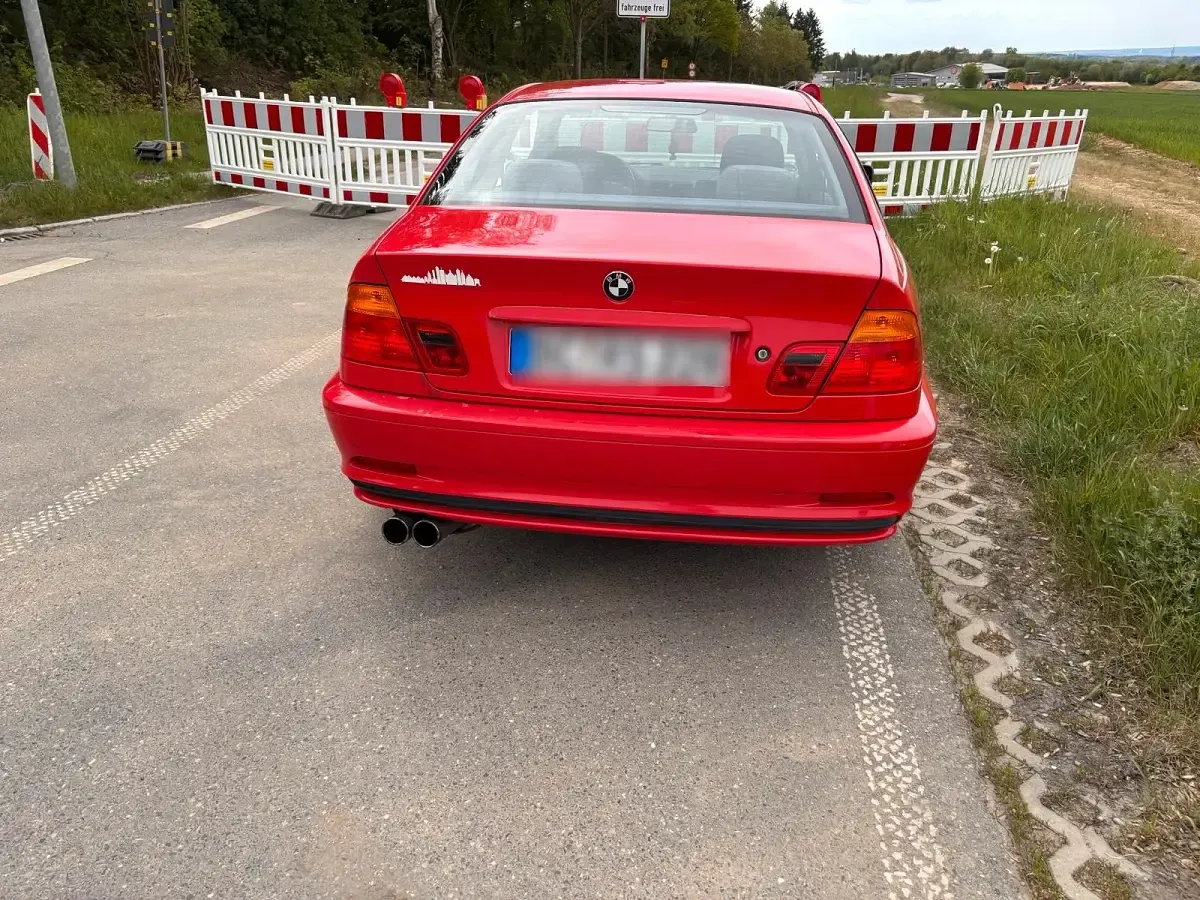 Gebraucht BMW 318 118 PS (86 kW) 2000 Rot Coupé