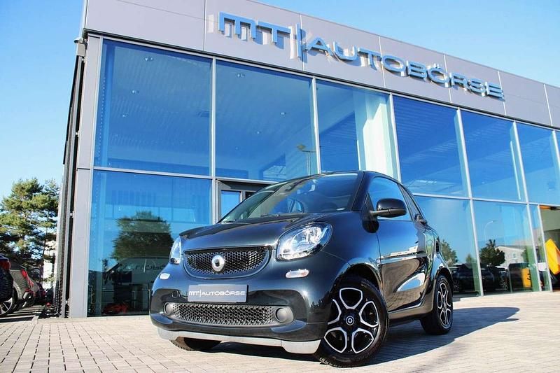 Tridion sicherheitszelle in bl Gebraucht 2017 Smart ForTwo Coupé Coupé | 18.900 € (Teuer) - Bild 1/4