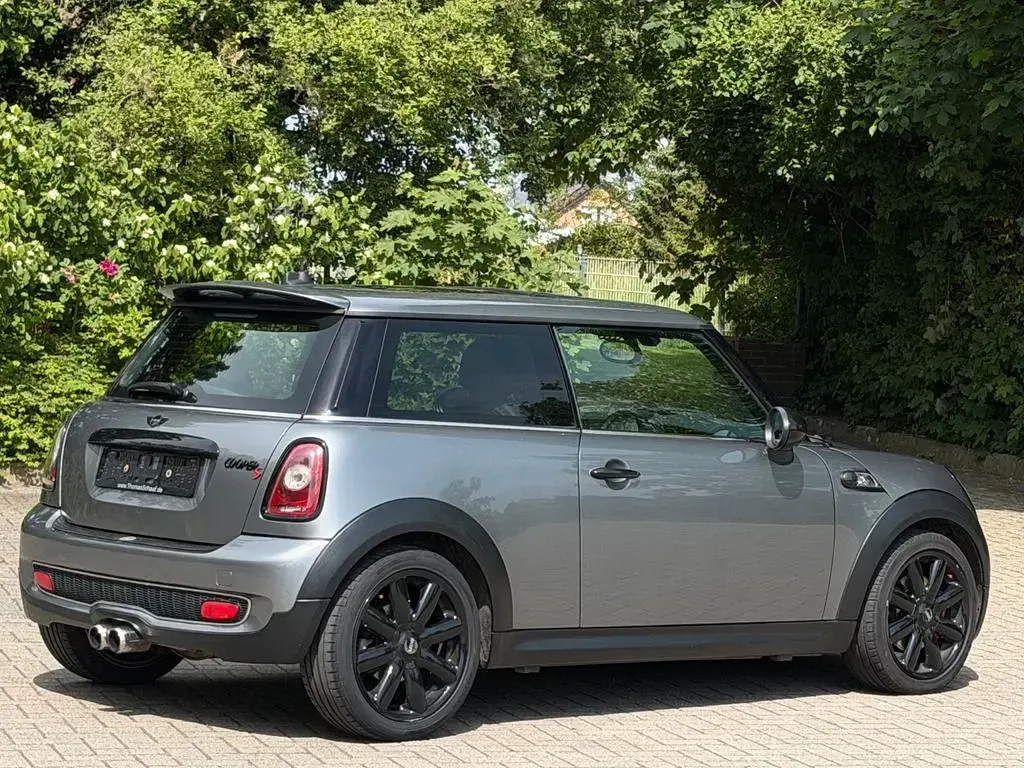 Używany Mini Cooper S 174 KM (127 kW) 2007 Szary Hatchback