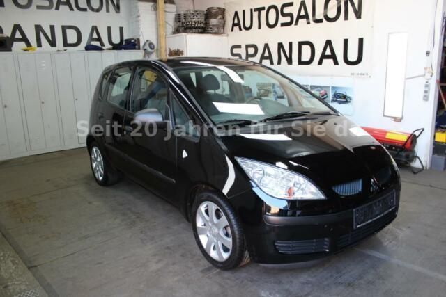 Schwarz Gebraucht 2006 Mitsubishi Colt Inform Limousine | 2.290 € (Fairer Preis) - Bild 1/4