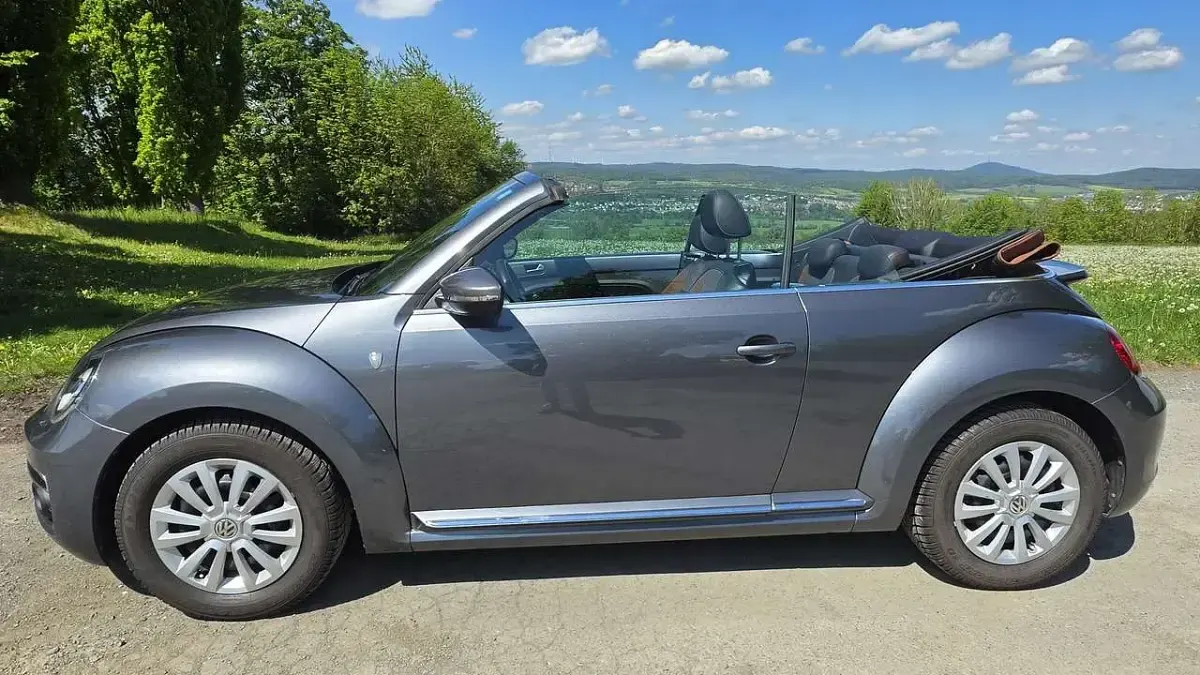 Gebraucht VW Beetle Cabriolet Karmann 150 PS (110 kW) 2017 Grau Cabrio