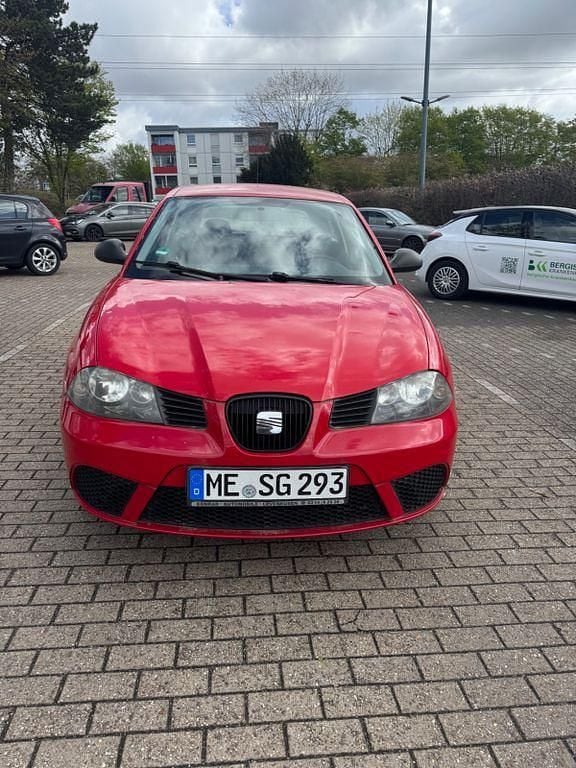 Gebraucht Seat Ibiza Reference 60 PS (44 kW) 2009 Rot Limousine