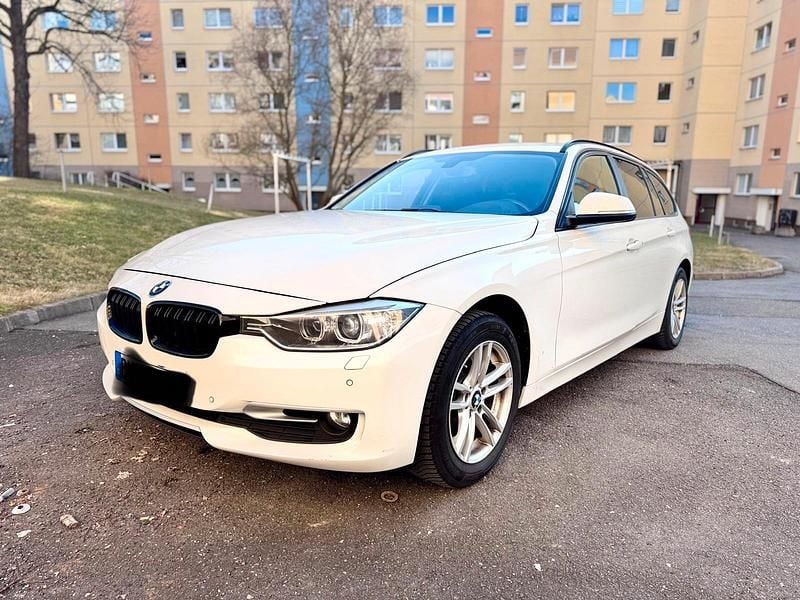 Gebraucht BMW 318 143 PS (105 kW) 2014 Weiß Kombi