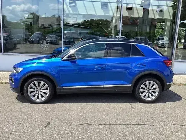 Gebraucht VW T-Roc Sport 150 PS (110 kW) 2021 Ravennablau metallic SUV