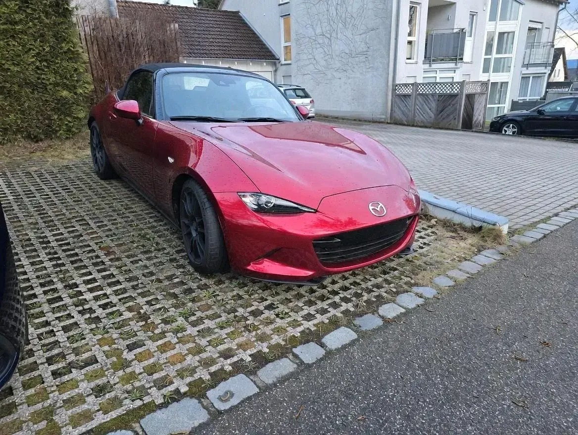 Gebraucht Mazda MX5 184 PS (135 kW) 2019 Rot Cabrio