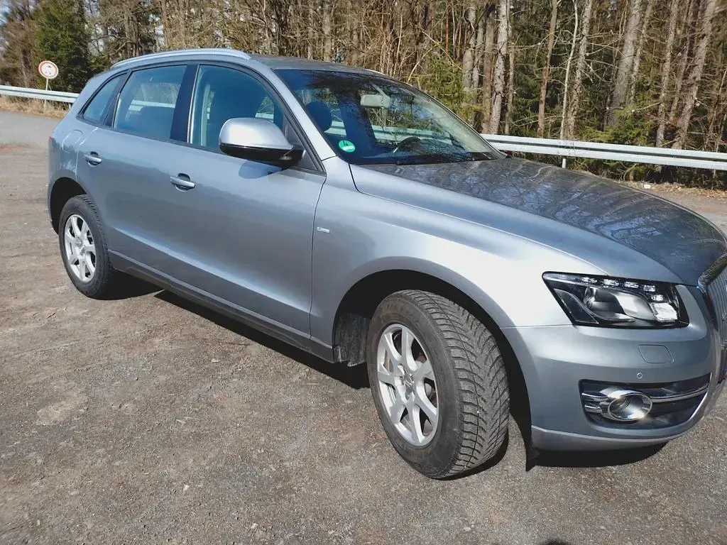 Second-hand Audi Q5 179 CP (131 kW) 2010 Argintiu SUV