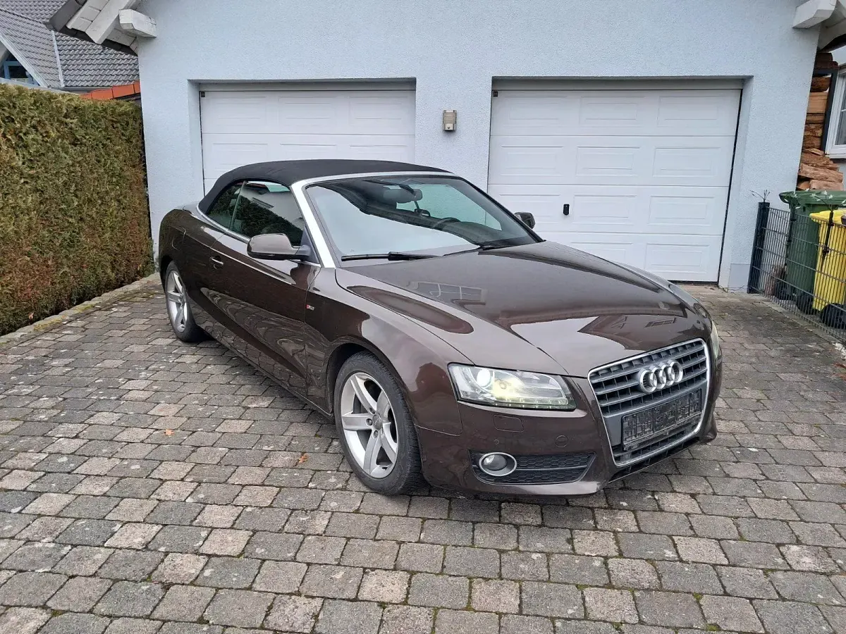 Gebraucht Audi A5 Cabriolet S-Line 211 PS (155 kW) 2011 Braun Cabrio