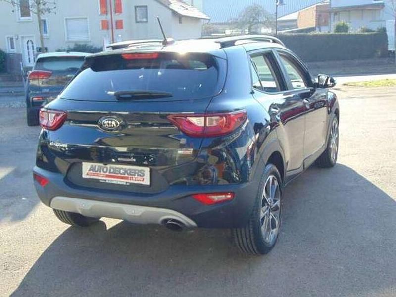 Gebraucht Kia Stonic Vision 120 PS (88 kW) 2018 Auroraschwarz SUV