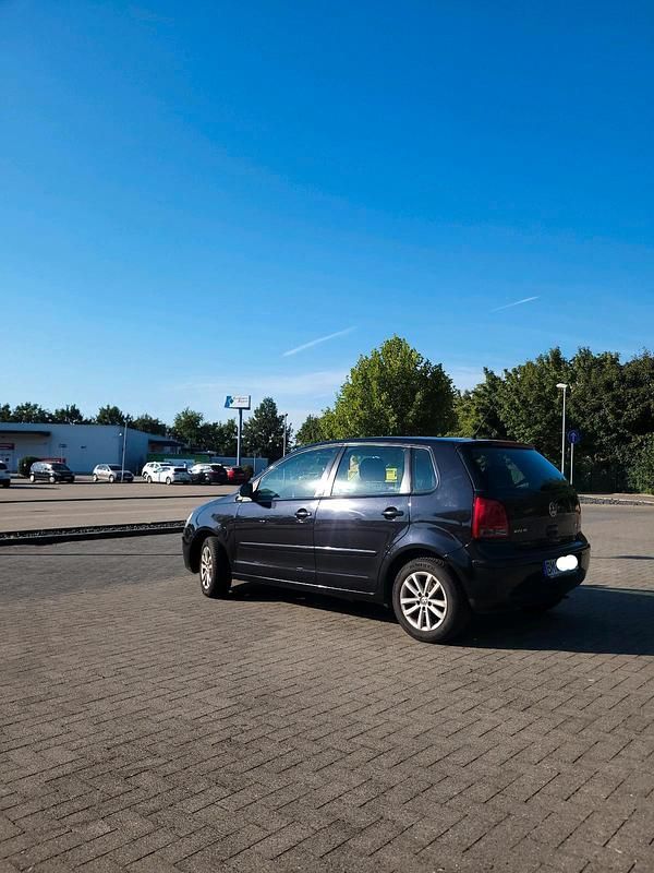 Gebraucht VW Polo Trendline 80 PS (58 kW) 2007 Schwarz Kleinwagen