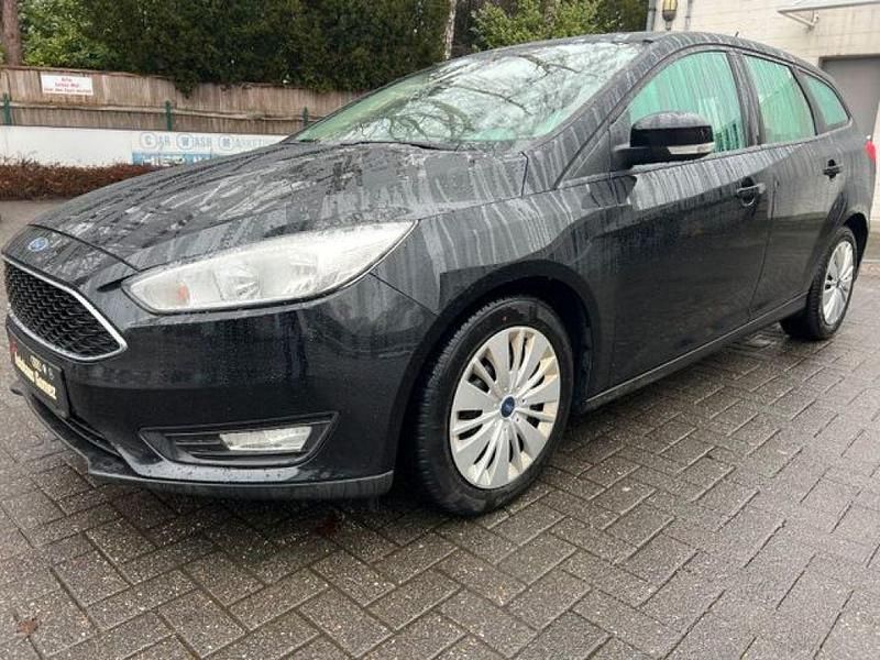 Gebraucht Ford Focus 120 PS (88 kW) 2015 Schwarz Kombi