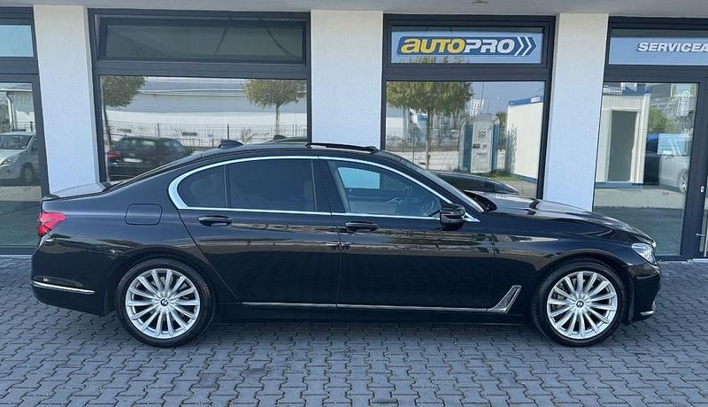 Gebraucht BMW 730 Performance 265 PS (194 kW) 2016 Schwarz Limousine