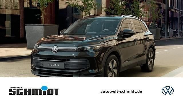 Deep black perleffekt Gebraucht 2024 VW Tiguan IQ Drive SUV | 43.988 € (Teuer) - Bild 1/4