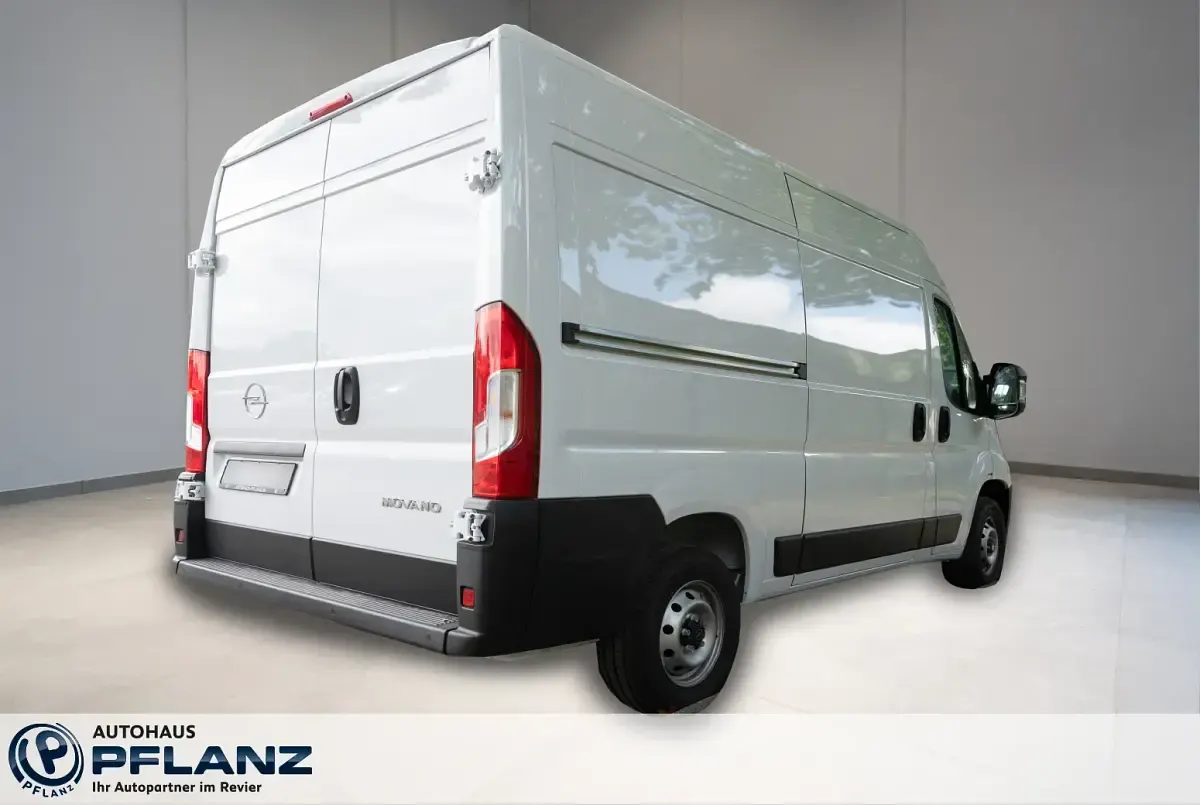 Gebraucht Opel Movano 140 PS (102 kW) 2024 Weiss Van