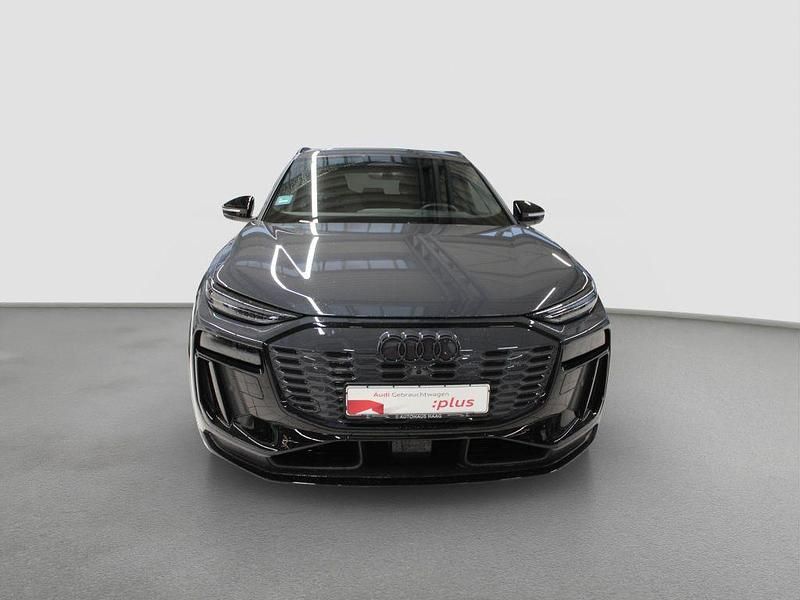 Gebraucht Audi Q6 e-tron Sport 284 kW (387 PS) 2025 Grau SUV