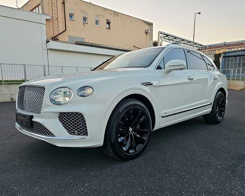 Weiß Gebraucht 2022 Bentley Bentayga SUV | 190.490 € (Superpreis) - Bild 1/4