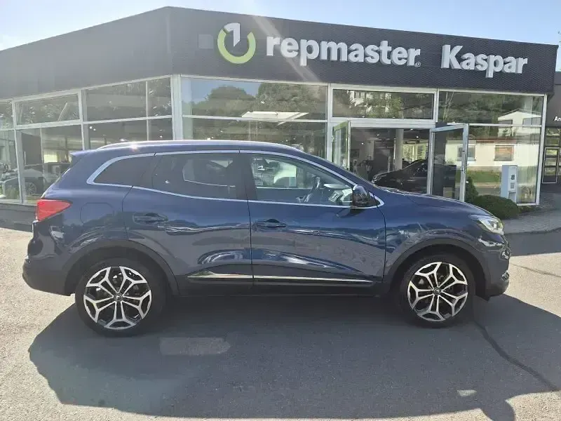 Gebraucht Renault Kadjar Intens 159 PS (116 kW) 2021 Blau SUV