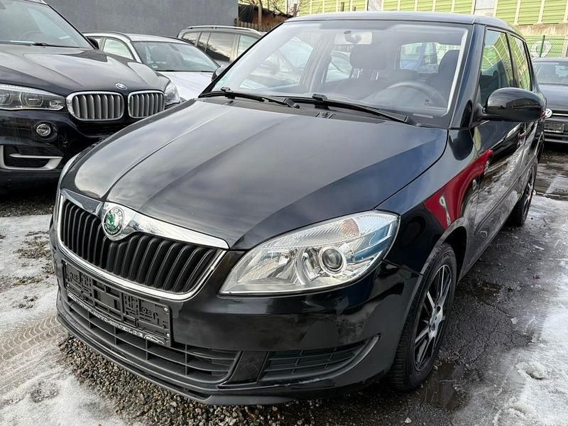 Gebraucht Skoda Fabia Ambiente 105 PS (77 kW) 2011 Schwarz Limousine