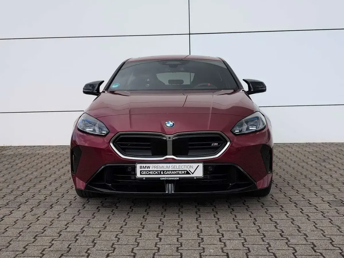 Gebraucht BMW 135 300 PS (220 kW) 2025 Fire red metallic Kleinwagen