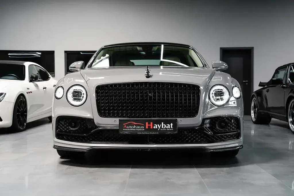 Gebraucht Bentley Flying Spur Mulliner 544 PS (400 kW) 2022 Grau Limousine