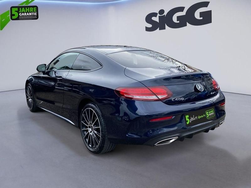 Gebraucht Mercedes C400 AMG line 333 PS (244 kW) 2018 Cavansitblau  metallic Coupé