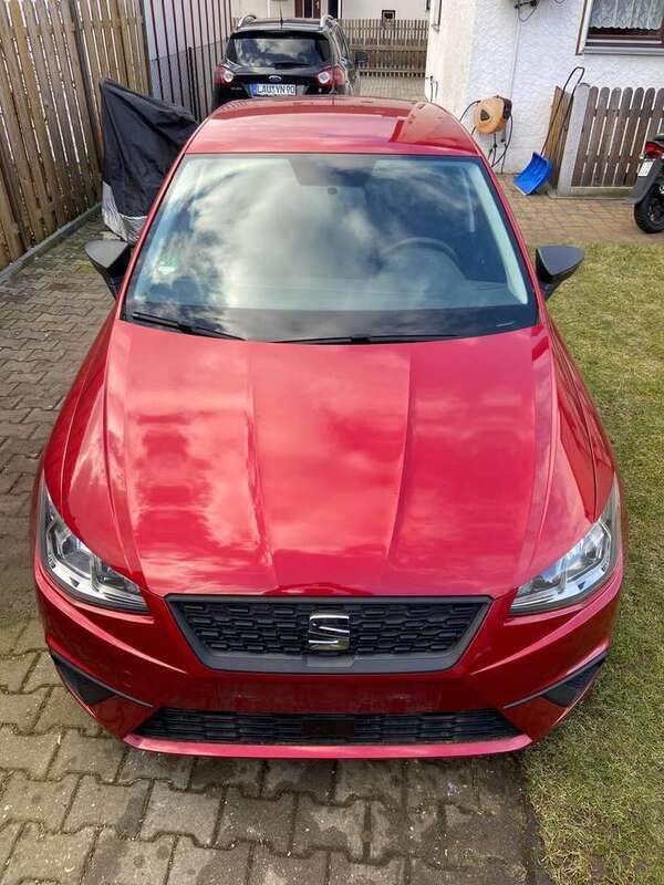 Rot Gebraucht 2018 Seat Ibiza Limousine | 10.900 € (Fairer Preis) - Bild 1/4