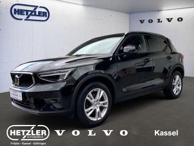 Gebraucht Volvo XC40 Core 163 PS (119 kW) 2023 Black solid (stone) / solid SUV