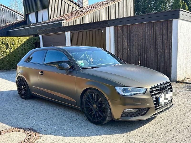 Gebraucht Audi A3 S-line plus 150 PS (110 kW) 2014 Blau Limousine