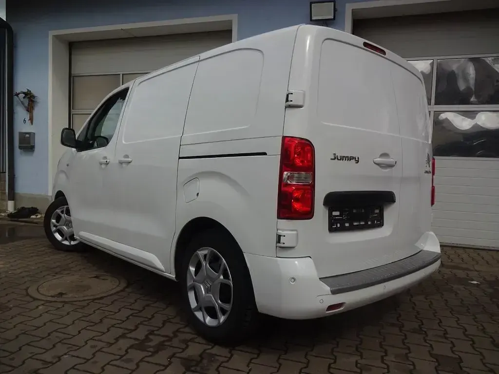 Gebraucht Citroën Jumpy Business Class 179 PS (131 kW) 2019 Weiß Van / Kleinbus