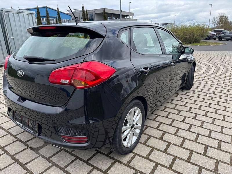 Gebraucht Kia Ceed 135 PS (99 kW) 2017 Schwarz Kleinwagen
