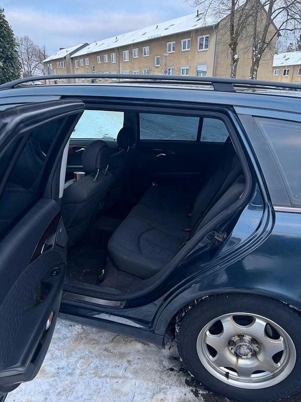Gebraucht Mercedes E220 Classic 150 PS (110 kW) 2003 Kombi