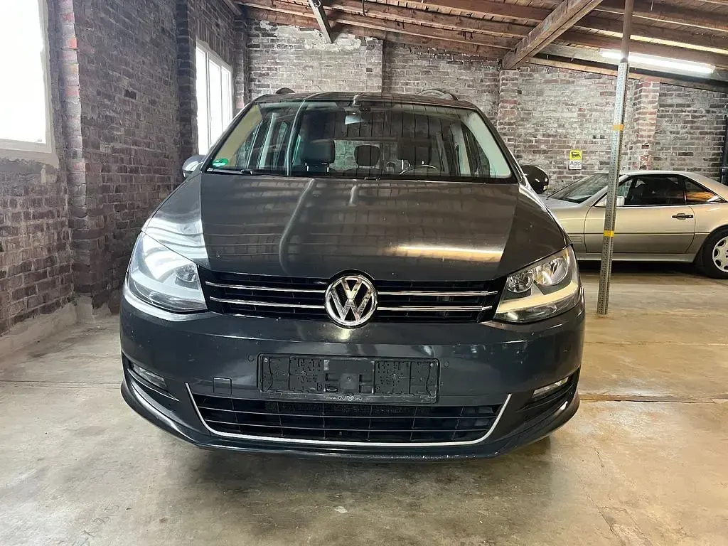 Gebraucht VW Sharan Life 177 PS (130 kW) 2013 Grau Van / Kleinbus