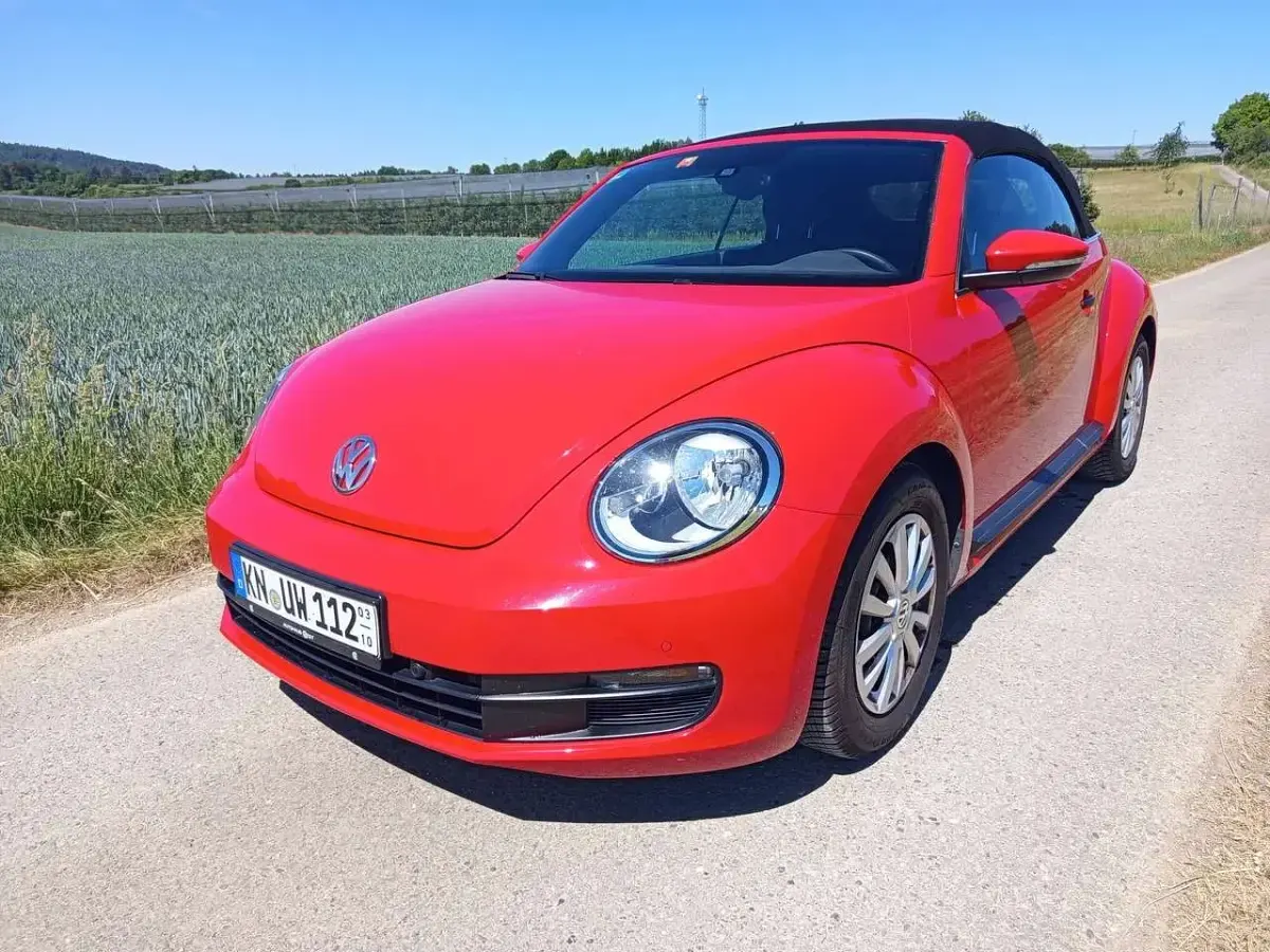 Gebraucht VW Beetle Cabriolet 105 PS (77 kW) 2016 Rot Cabrio