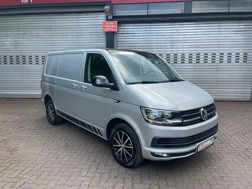 Gebraucht VW Transporter 204 PS (150 kW) 2018 Silber Van