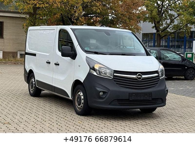 Gebraucht Opel Vivaro 120 PS (88 kW) 2017 Weiß Van / Kleinbus