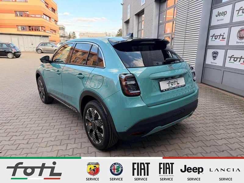 Neu Fiat 600 La Prima 145 PS (106 kW) 2026 Aqua blau SUV