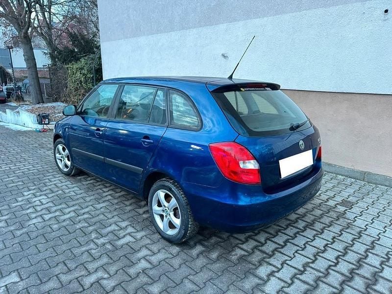 Gebraucht Skoda Fabia Style 105 PS (77 kW) 2010 Blau Kombi