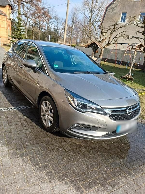 Second-hand Opel Astra 105 CP (77 kW) 2016 Gri Hatchback