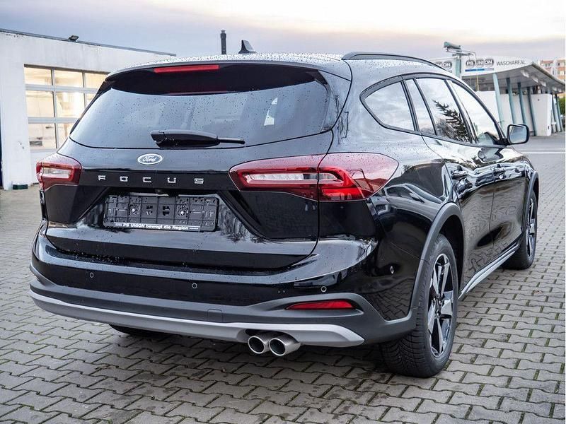 Gebraucht Ford Focus Active 155 PS (114 kW) 2025 Schwarz Limousine