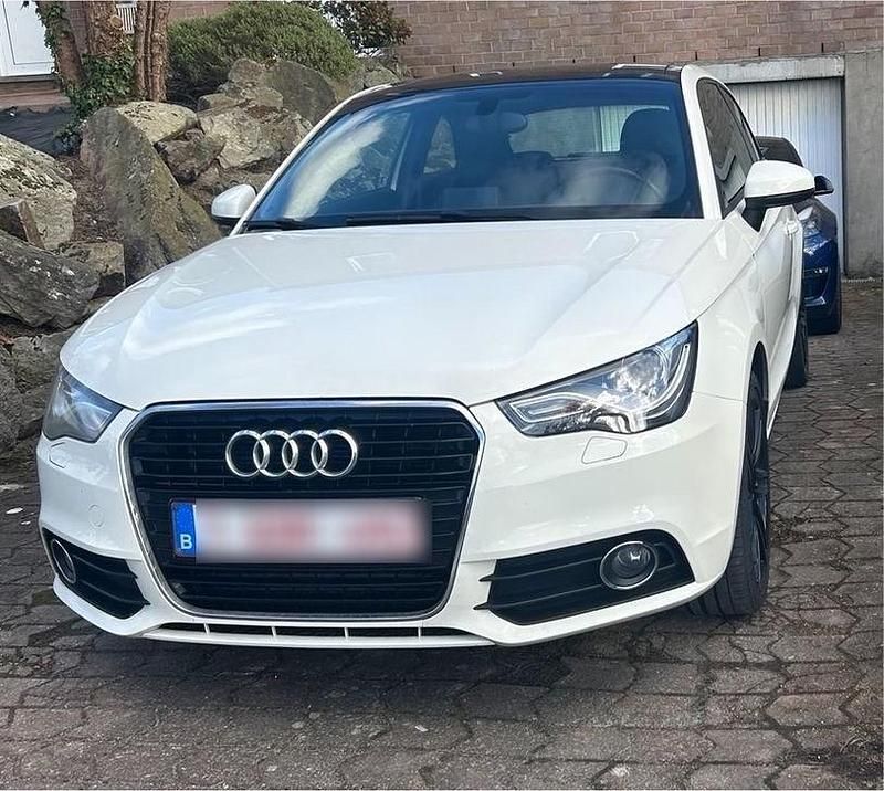Weiß Gebraucht 2010 Audi A1 Kleinwagen | 4.900 € (Fairer Preis) - Bild 1/4