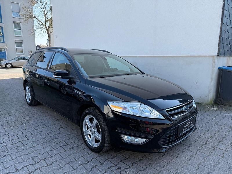Gebraucht Ford Mondeo Trend 160 PS (117 kW) 2013 Schwarz Kombi